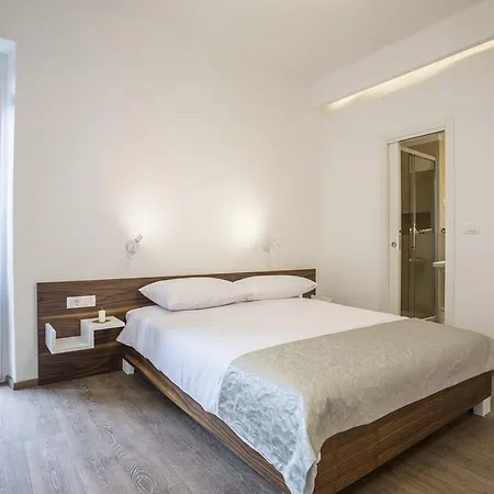 Luxury Marino 4* ספליט