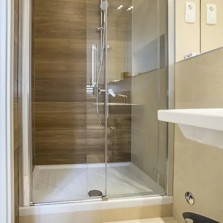 Luxury Marino בית הארחה ספליט