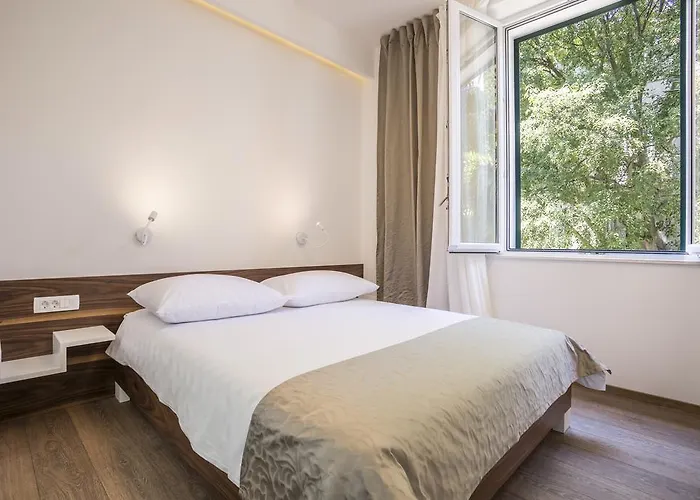 Luxury Marino Affittacamere